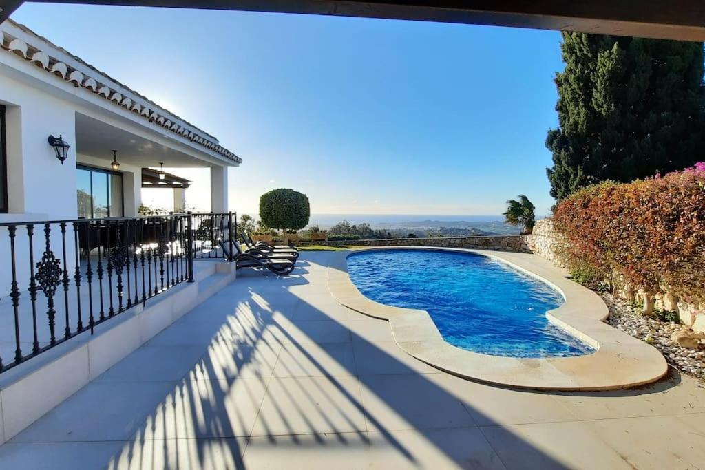 מיחאס La Escala - 6 Bedroom Villa With Pool מראה חיצוני תמונה